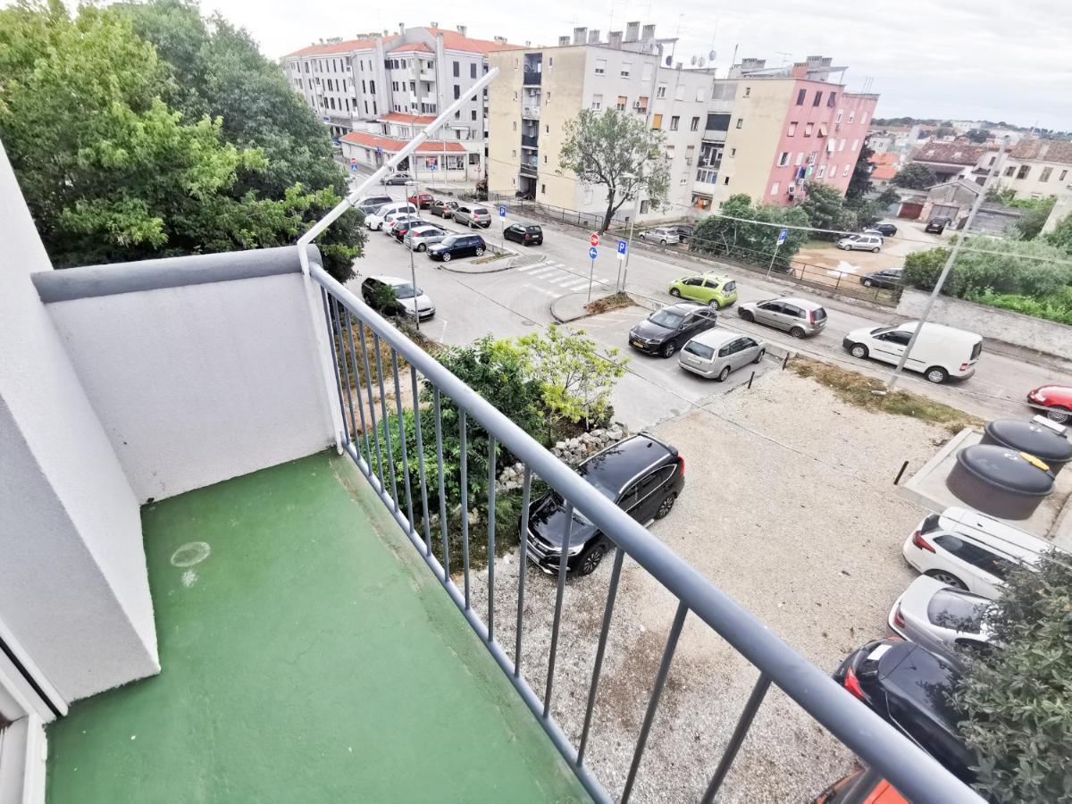 Sea Star Apartment Pula Exterior photo